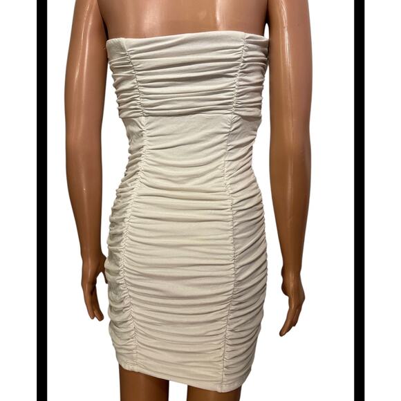 Bebe Strapless Ruched Mini Dress Size Small - Picture 5 of 8